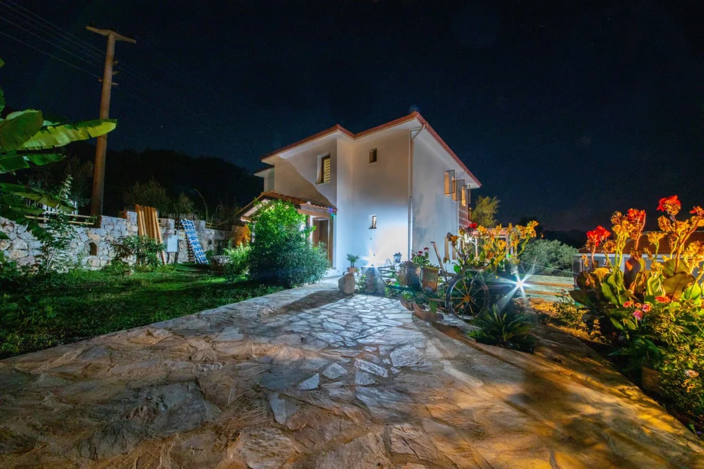 Marmaris Selimiye'de Yemyeşil Doğada, Geniş Bahçeli, 6 Kişilik Villa görsel 1