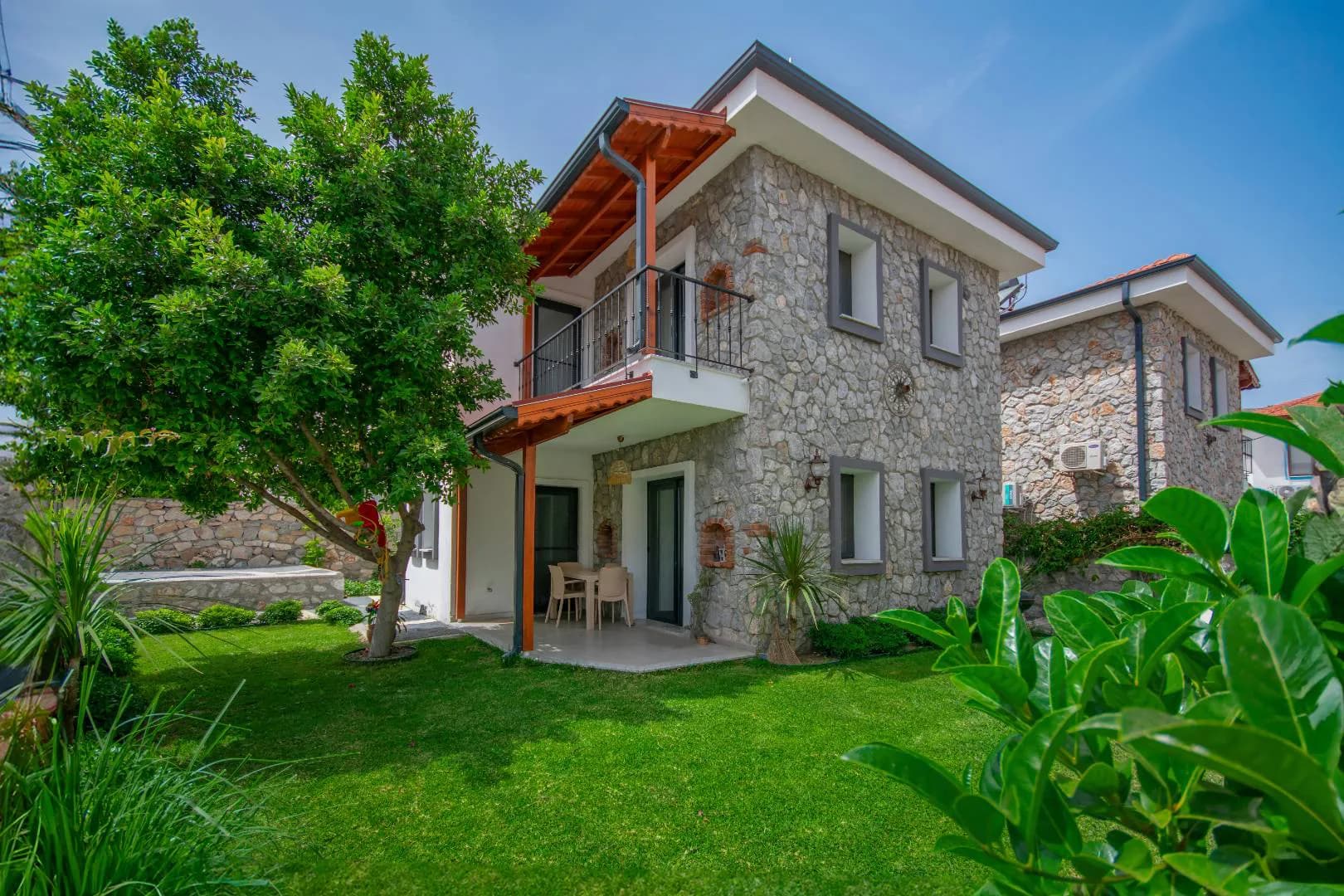 Muğla Datça'da Muhteşem Doğada, Otantik Tasarımlı, Taş Ev görsel 1