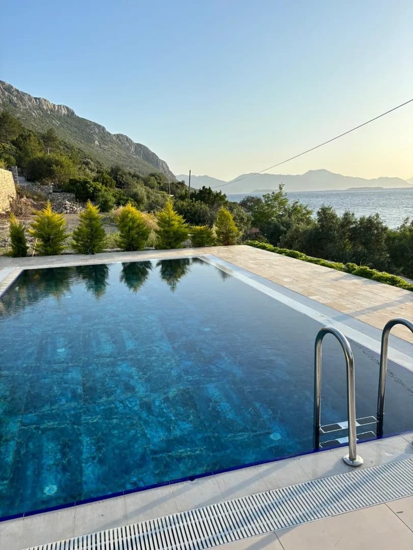 Marmaris Söğüt'te Deniz Manzaralı, Özel Havuzlu, Kiralık Lüks Villa görsel 1
