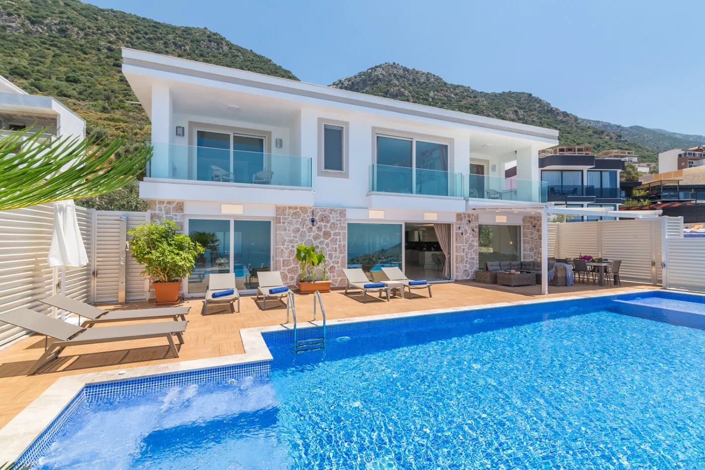 Kalkan Kördere'de Görülmeye Değer Manzaralı, Özel Havuzlu, Kiralık Villa görsel 1
