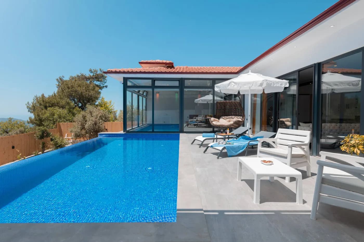 Kaş İslamlar'da Huzurlu Doğada, Açık ve Kapalı Havuzlu, Kiralık Villa görsel 2