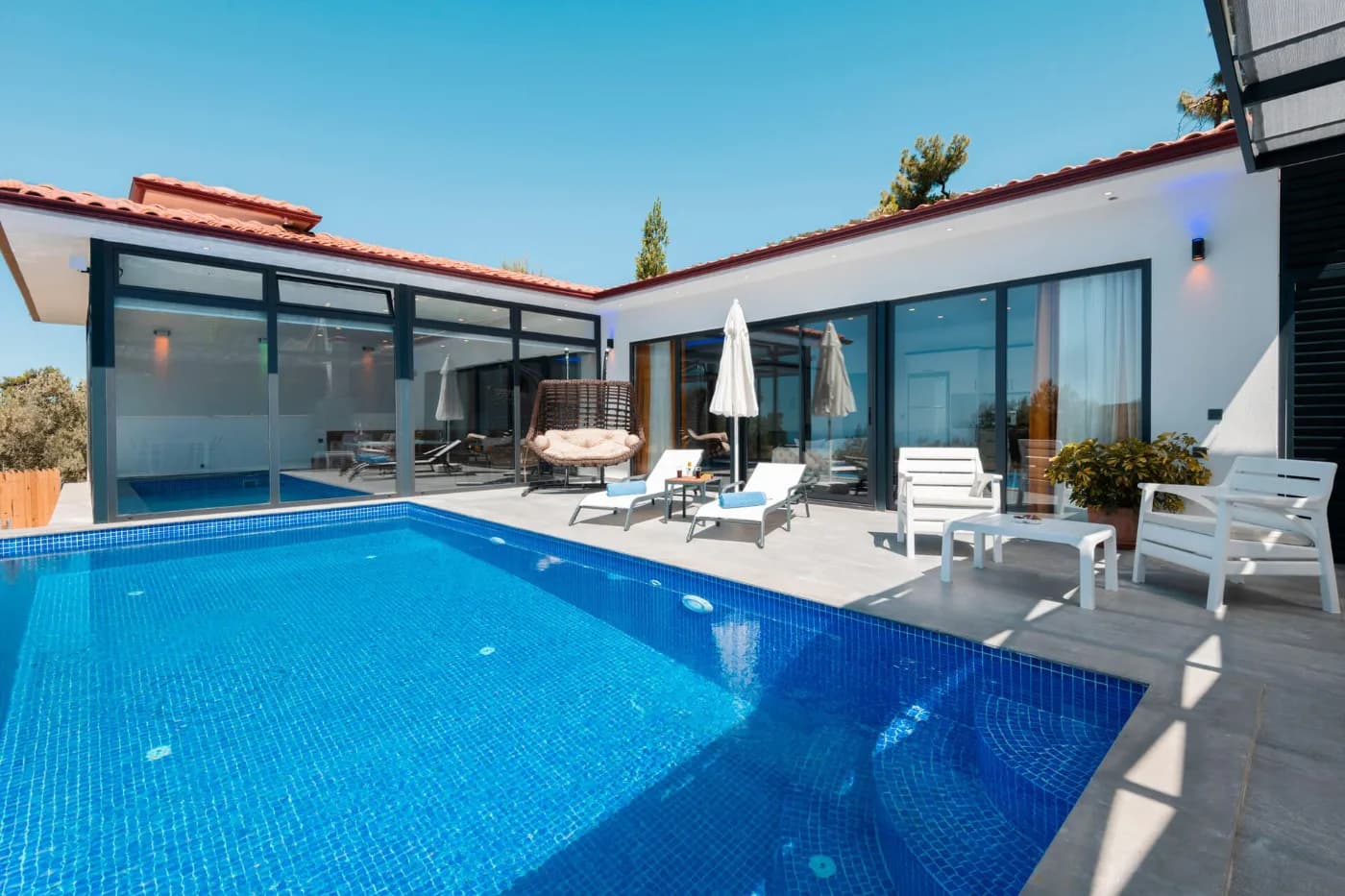 Kaş İslamlar'da Huzurlu Doğada, Açık ve Kapalı Havuzlu, Kiralık Villa görsel 1