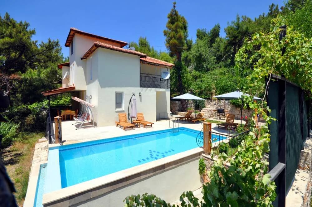 Kaş İslamlar'da Yeşillikler İçerisinde, Özel Havuzlu, 8 Kişilik Villa görsel 1