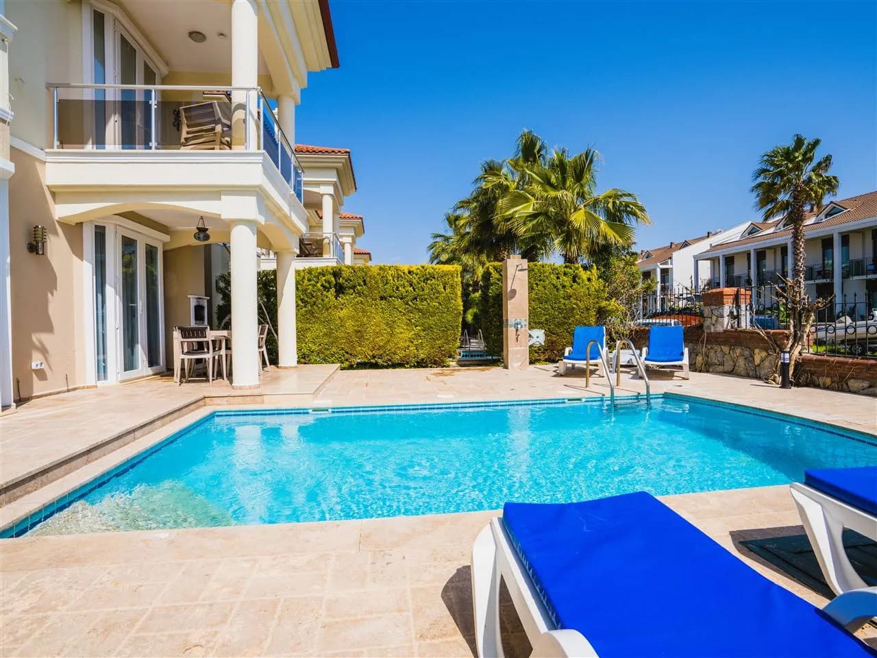 Fethiye'de Çalış Plajı'na Sıfır, Özel Havuzlu, Kiralık Villa görsel 3