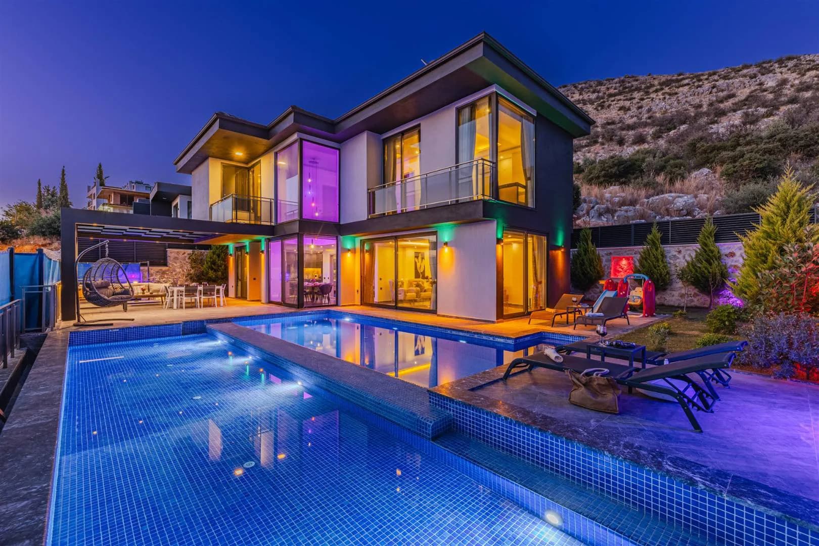 Kaş Yeşilköy'de Doğayla Baş Başa, Özel Havuzlu, Konforlu Villa görsel 1