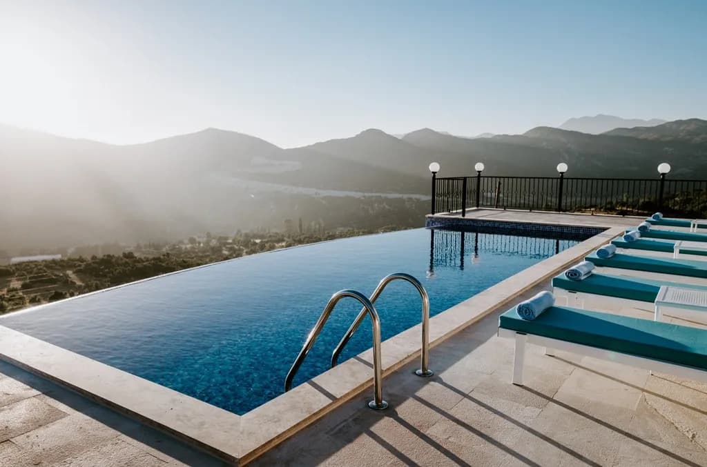 Kaş Sarıbelen'de Huzur Dolu Doğada, Özel Havuzlu, Taş Villa görsel 2