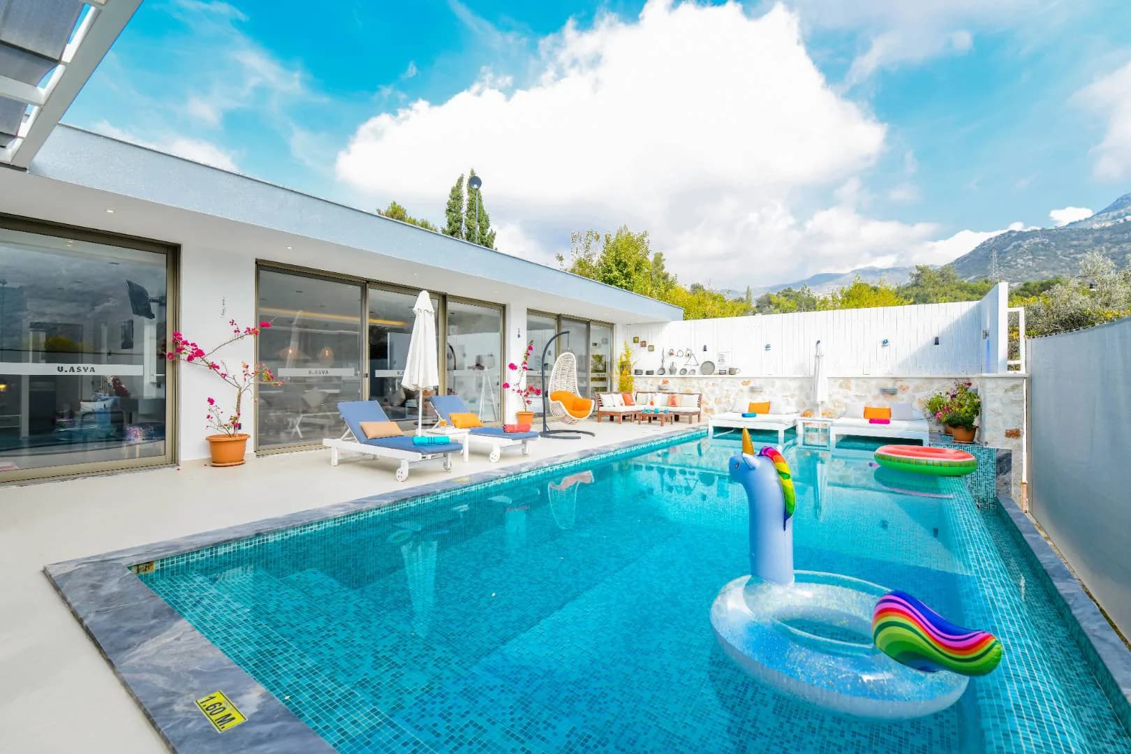 Kaş İslamlar'da Geniş Bahçeli, Özel Havuzlu, Kiralık Villa görsel 2