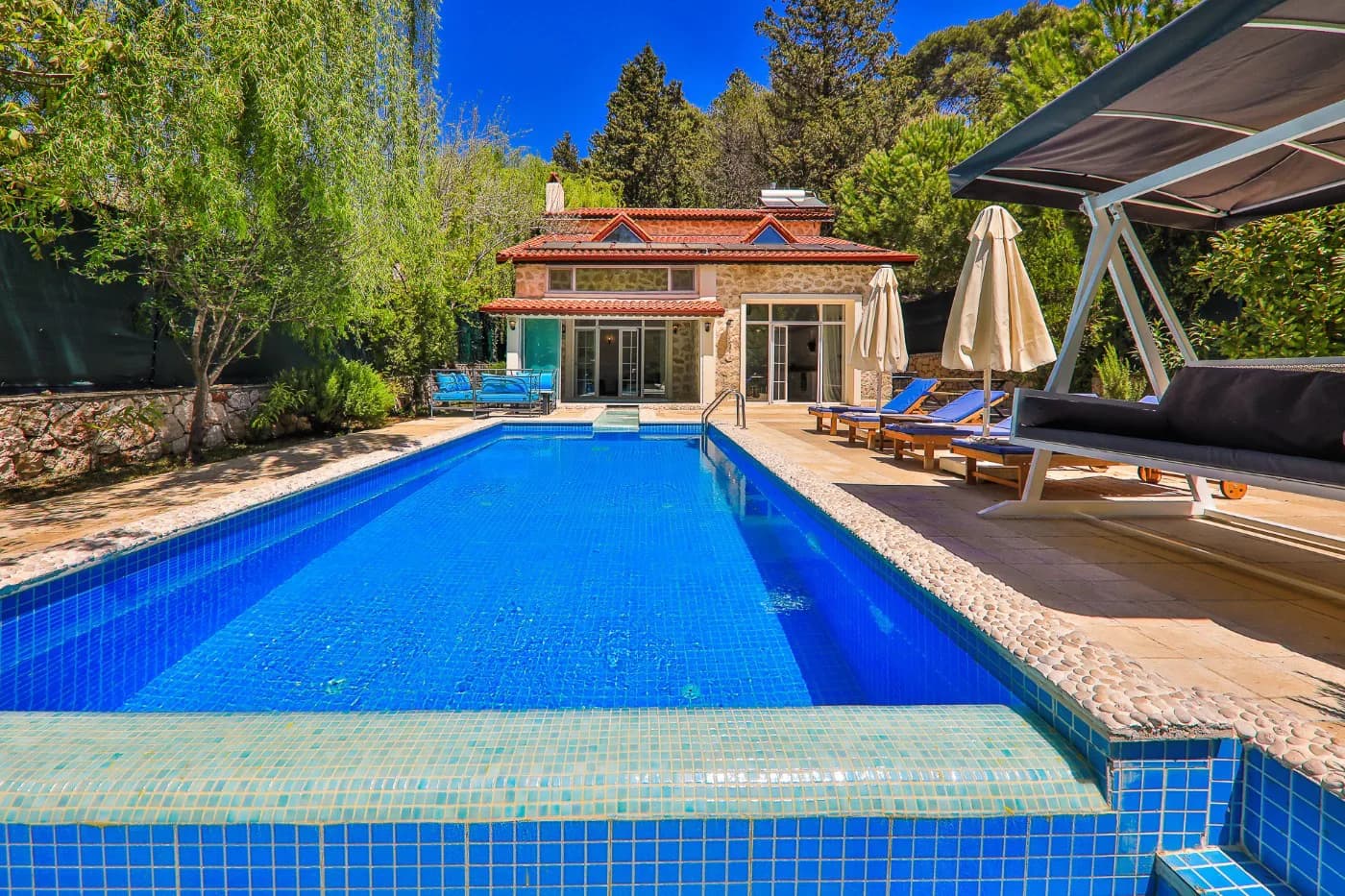 Kalkan Sarıbelen'de Ferah Bahçeli, Özel Havuzlu, Konforlu Villa görsel 2