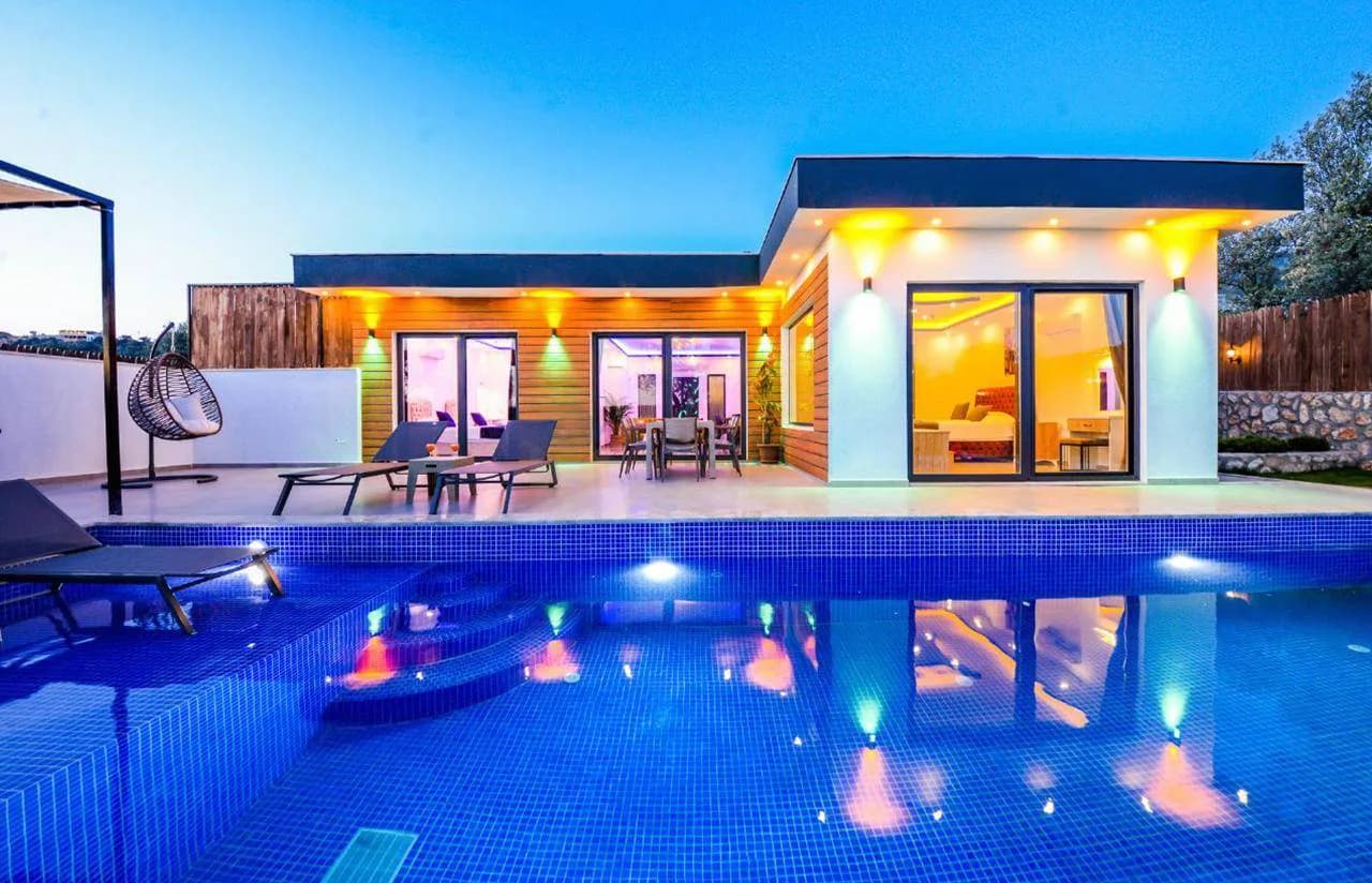 Kaş Çavdır'da Çocuk Oyun Alanlı, Özel Havuzlu, Korunaklı Villa görsel 1