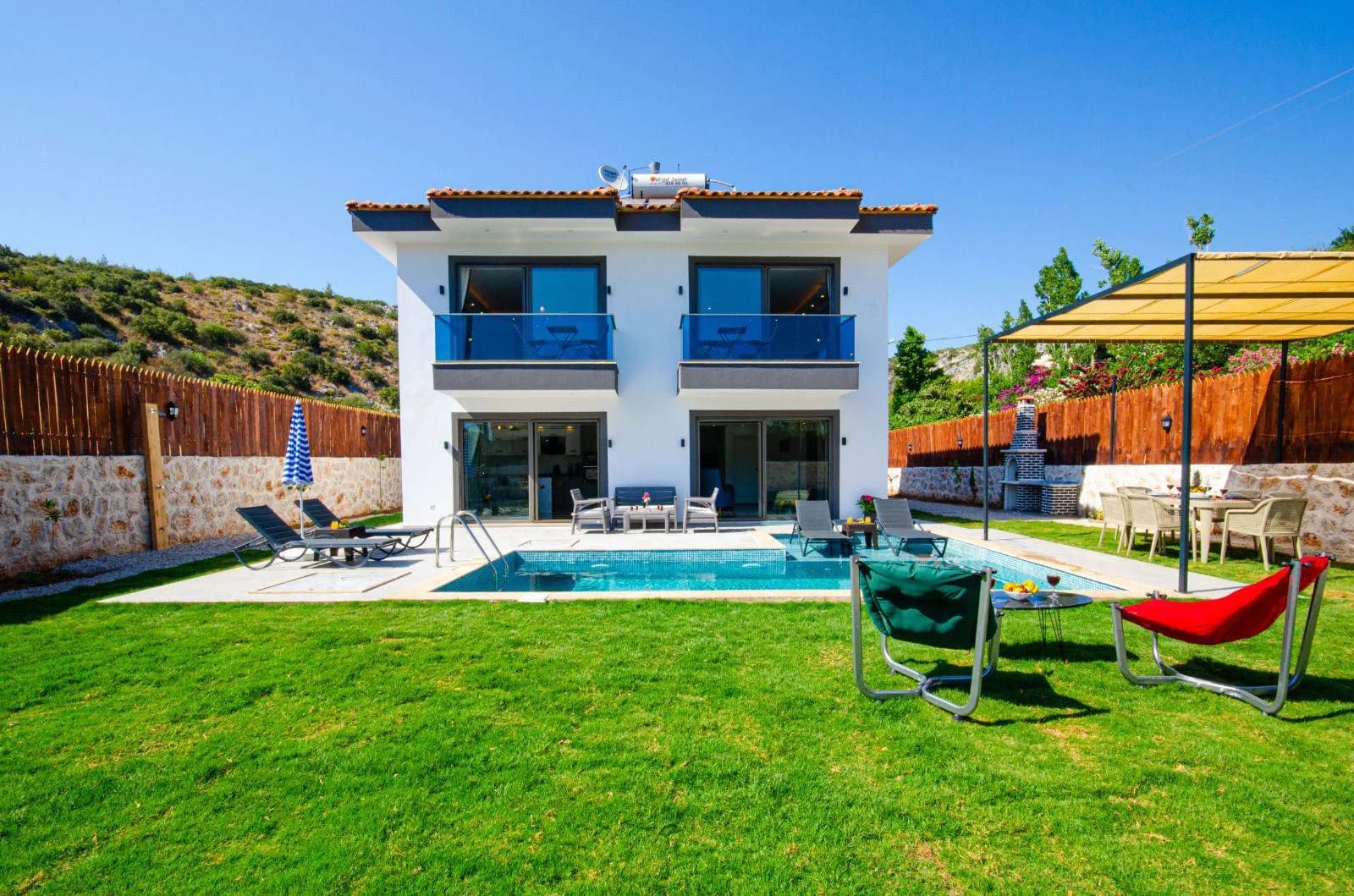 Kaş Gelemiş'te Yeşillikler İçerisinde, Özel Havuzlu, Lüks Villa görsel 1