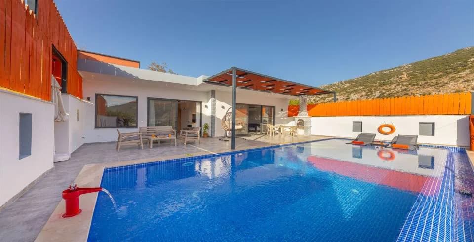 Kaş İslamlar'da Çiftlere Uygun, Özel Havuzlu, Estetik Villa görsel 3