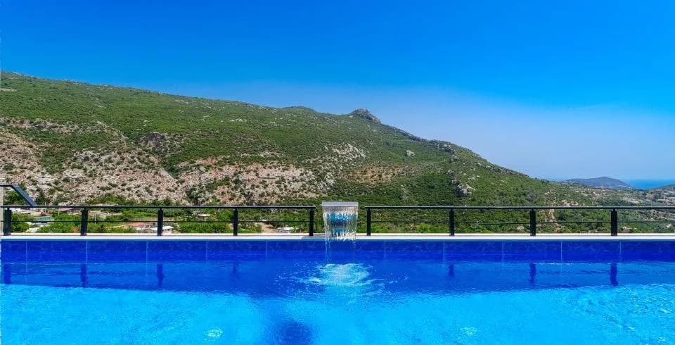 Kaş İslamlar'da Dağ ve Orman Manzaralı, Özel Havuzlu, 2+1 Villa görsel 1