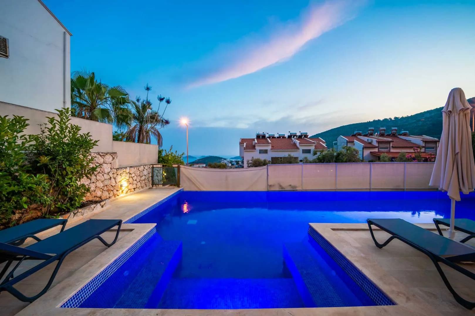 Kaş Kalkan'da Büyük Ailelere Uygun, Özel Havuzlu, Estetik Villa görsel 2