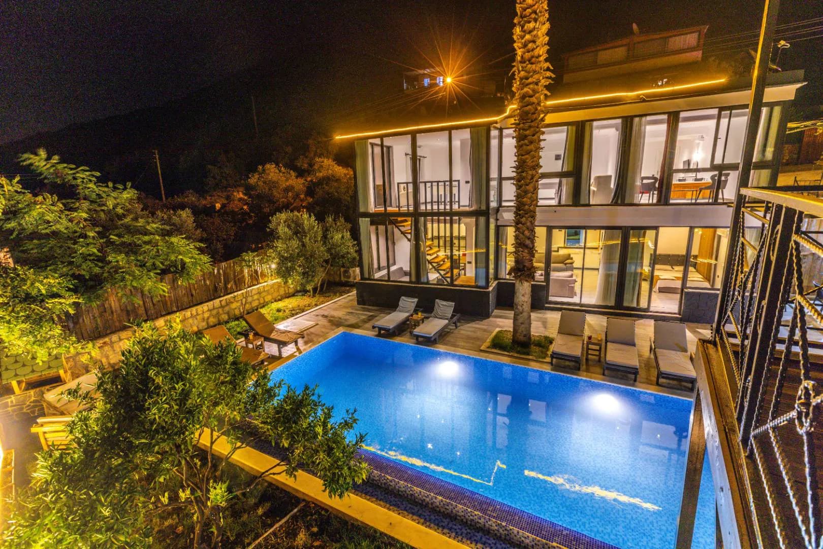 Kalkan Ulugöl'de Muhteşem Doğa İçerisinde, Jakuzili, Kiralık Villa görsel 2