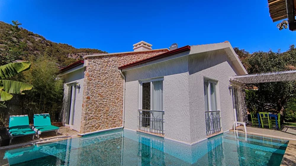 Fethiye Ölüdeniz'de Plaja Yakın, Özel Havuzlu, Kiralık Villa görsel 1