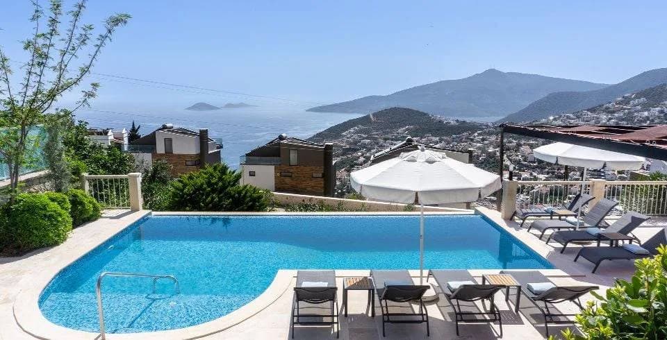 Kaş Kalkan'da Büyüleyici Deniz Manzaralı, Özel Havuzlu, Ferah Villa görsel 3