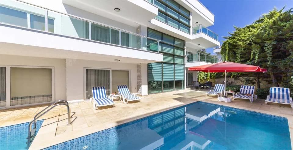 Kaş Kalkan'da Kalabalık Gruplara Uygun, Özel Havuzlu, Konforlu Villa görsel 3
