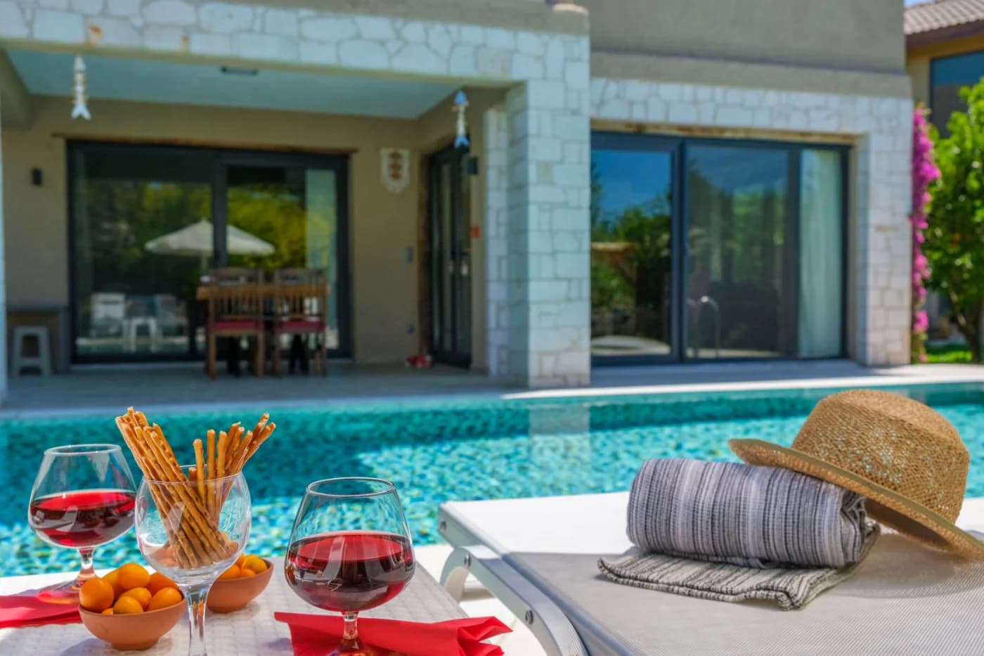Fethiye Yanıklar'da Yemyeşil Bahçeli, Özel Havuzlu, Jakuzili Villa görsel 3