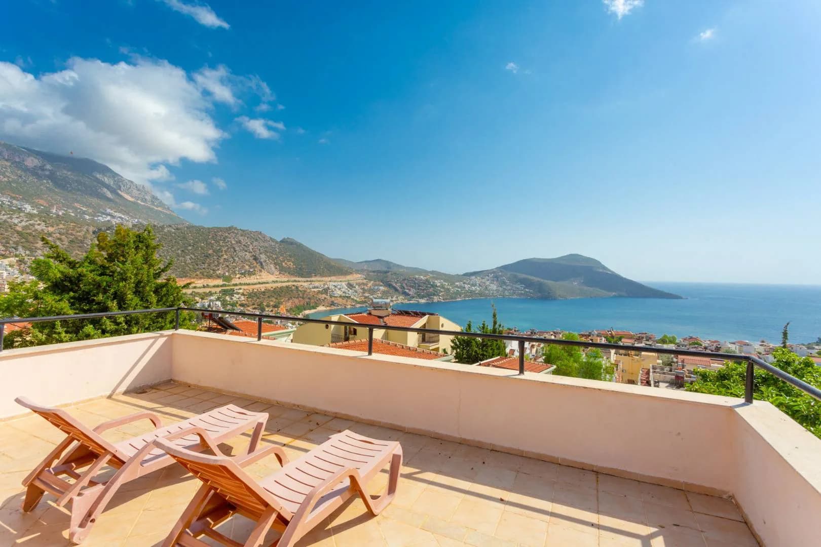 Kaş Kalkan'da Enfes Doğa Manzaralı, Özel Havuzlu, 6 Kişilik Villa görsel 1