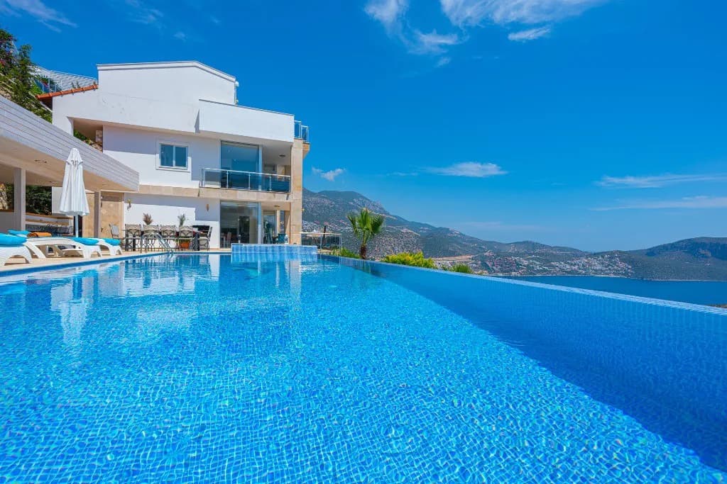 Kaş Kalkan'da Eşsiz Deniz Manzaralı, Özel Havuzlu, Jakuzili Villa görsel 2