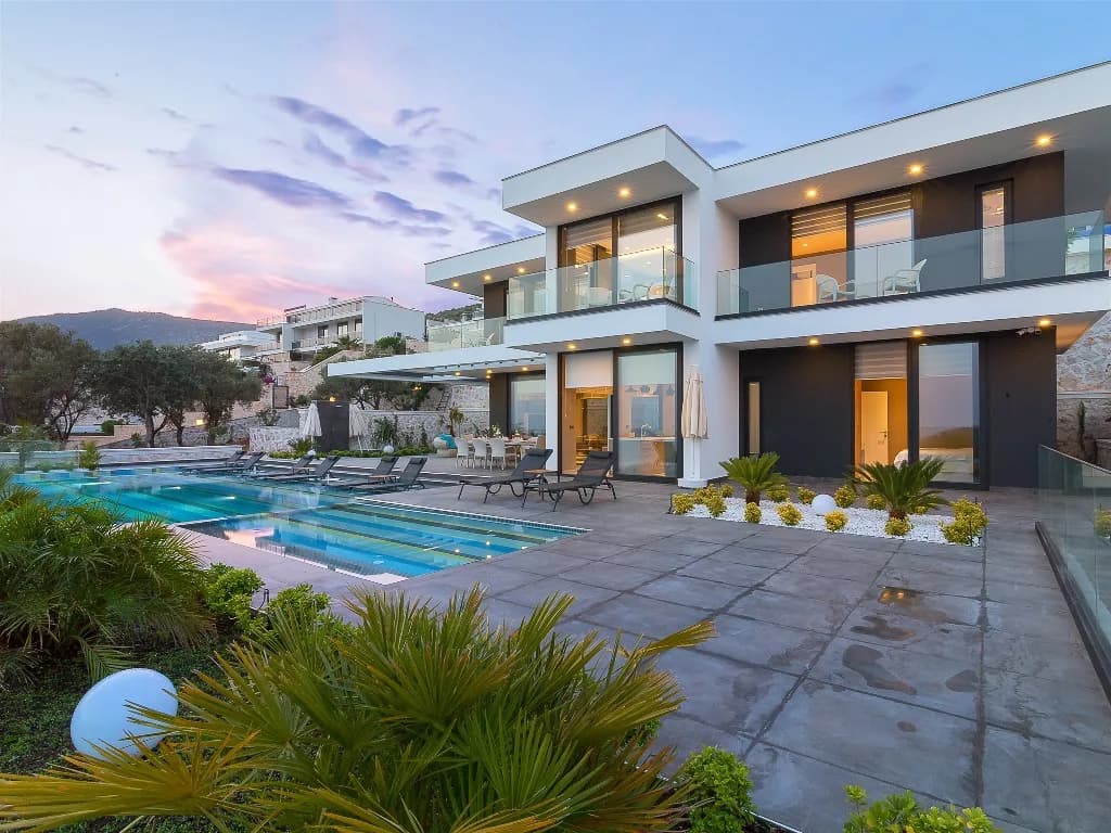 Kaş Kalkan'da Muhteşem Deniz Manzaralı, Sonsuzluk Havuzlu, Lüks Villa görsel 3