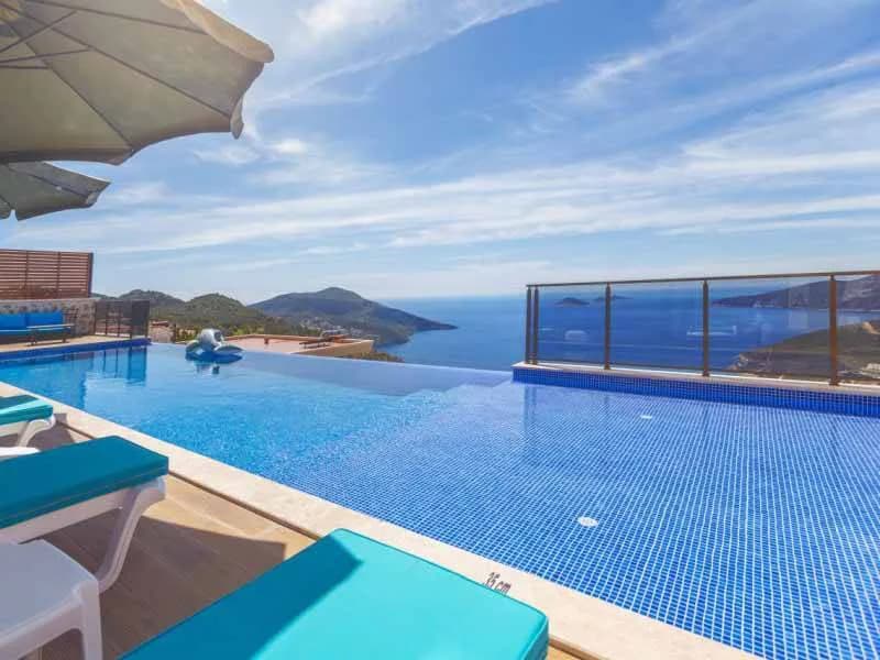 Kaş Kalkan'da Deniz Manzaralı, Sonsuzluk Havuzlu, 4+1 Kiralık Villa görsel 3