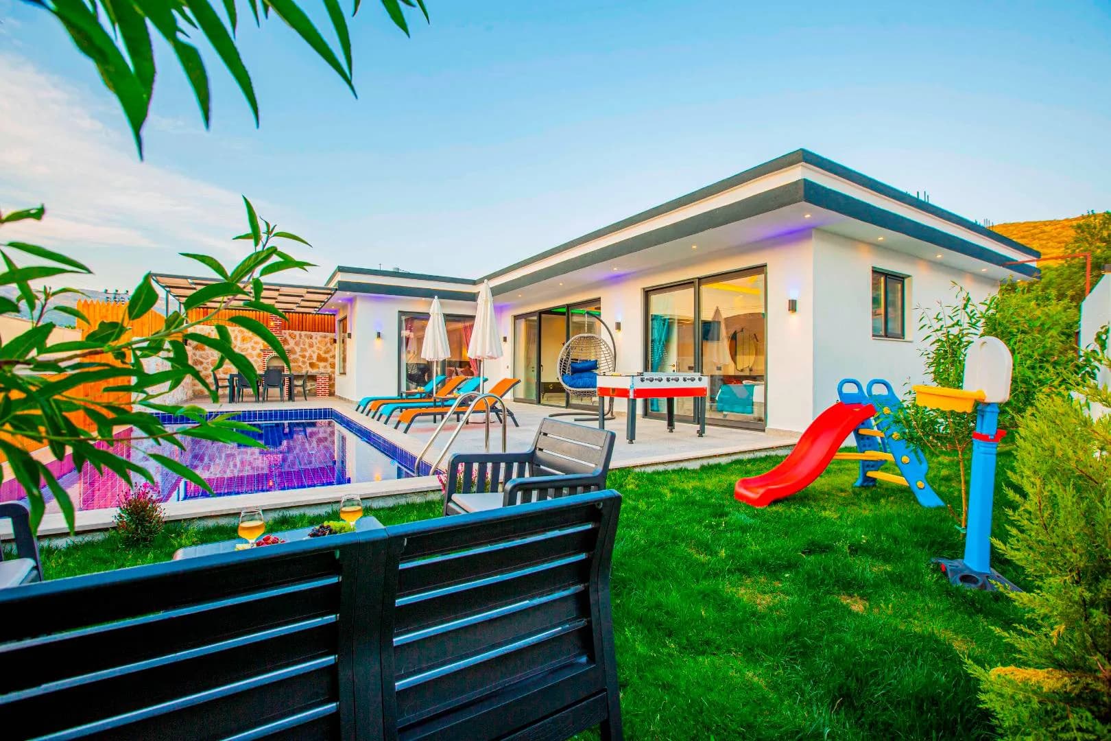 Kaş Sarıbelen'de Doğayla İç İçe, Özel Havuzlu, Tatil Villası görsel 1