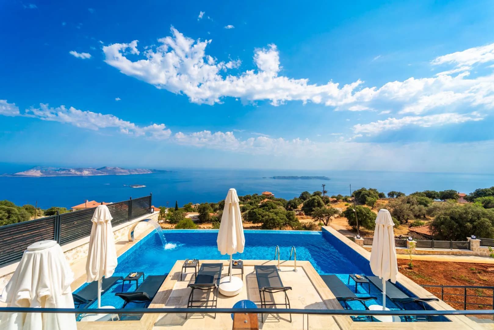 Kaş Gökçeören'de Enfes Deniz Manzaralı, Özel Havuzlu, Kiralık Villa görsel 2