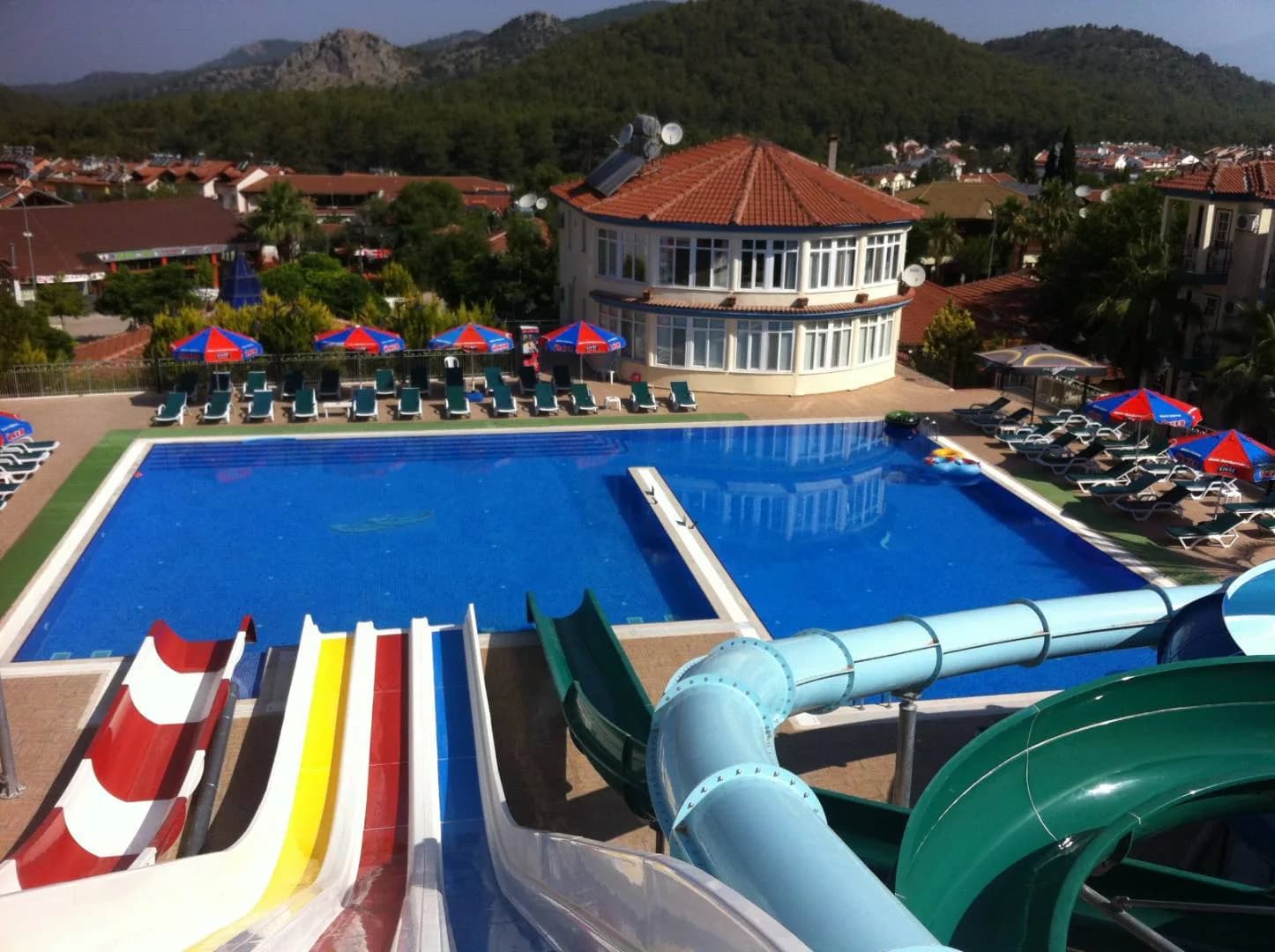 Fethiye Ölüdeniz'de Aquaparklı Tesiste, Ortak Havuzlu, Lüks Suit görsel 1