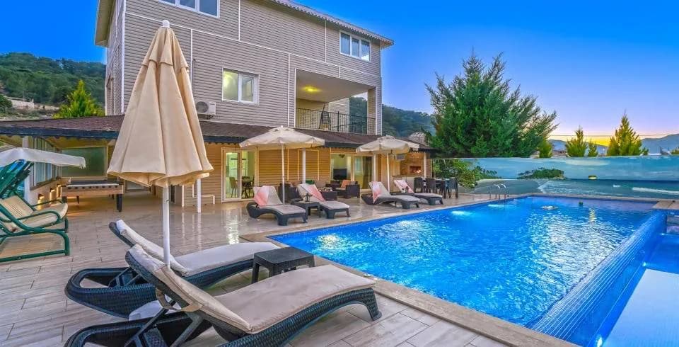 Kaş Sarıbelen'de Sakin Doğada, Özel Havuzlu, 6 Kişilik Villa görsel 2