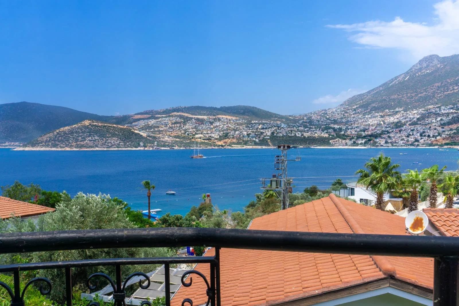 Kaş Kalkan'da Enfes Deniz Manzaralı, Özel Havuzlu, Nezih Villa görsel 1