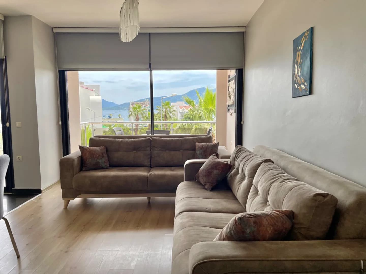 Marmaris'te Deniz Manzaralı, 6 Kişilik, Konforlu, Kiralık Daire görsel 1