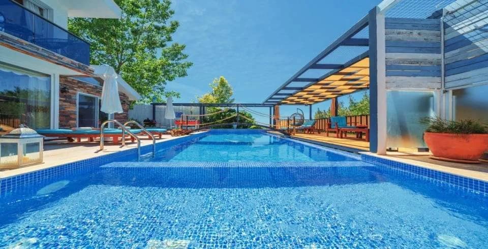 Kaş İslamlar'da Enfes Doğada, Özel Havuzlu, Lüks Kiralık Villa görsel 1