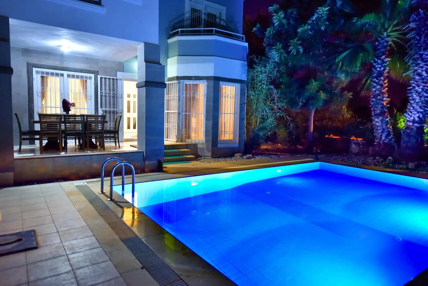 Fethiye Foça'da Modern Tasarımlı, Özel Havuzlu, Konforlu Villa görsel 2