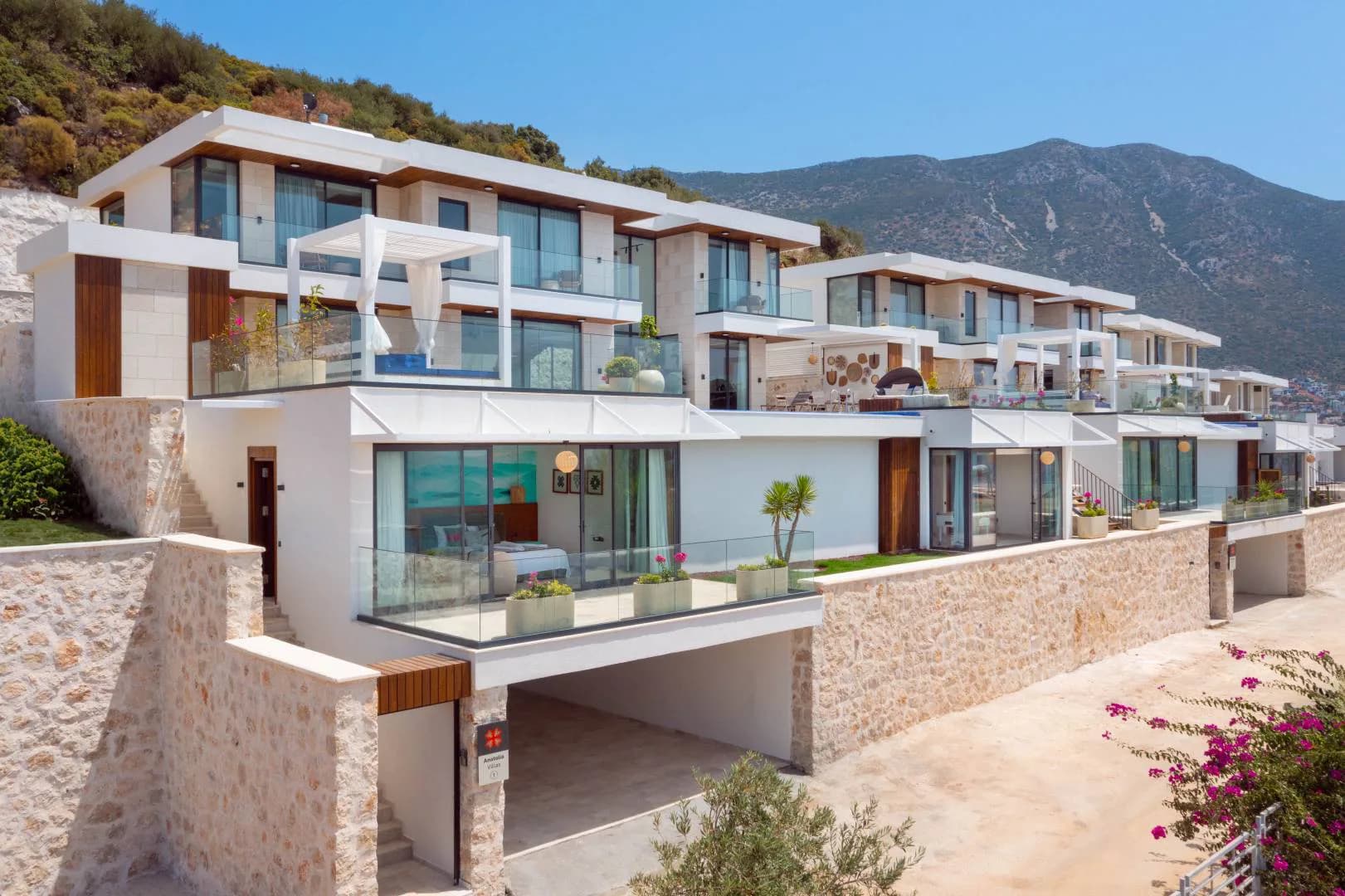 Kaş Kalkan'da Sakin Konumda, Özel Havuzlu, Modern Kiralık Villa görsel 1