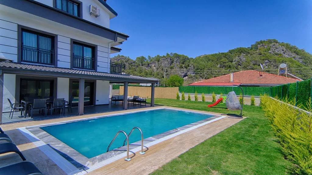 Fethiye İnlice'de Geniş Bahçeli, Özel Havuzlu, 5+1 Kiralık Villa görsel 2