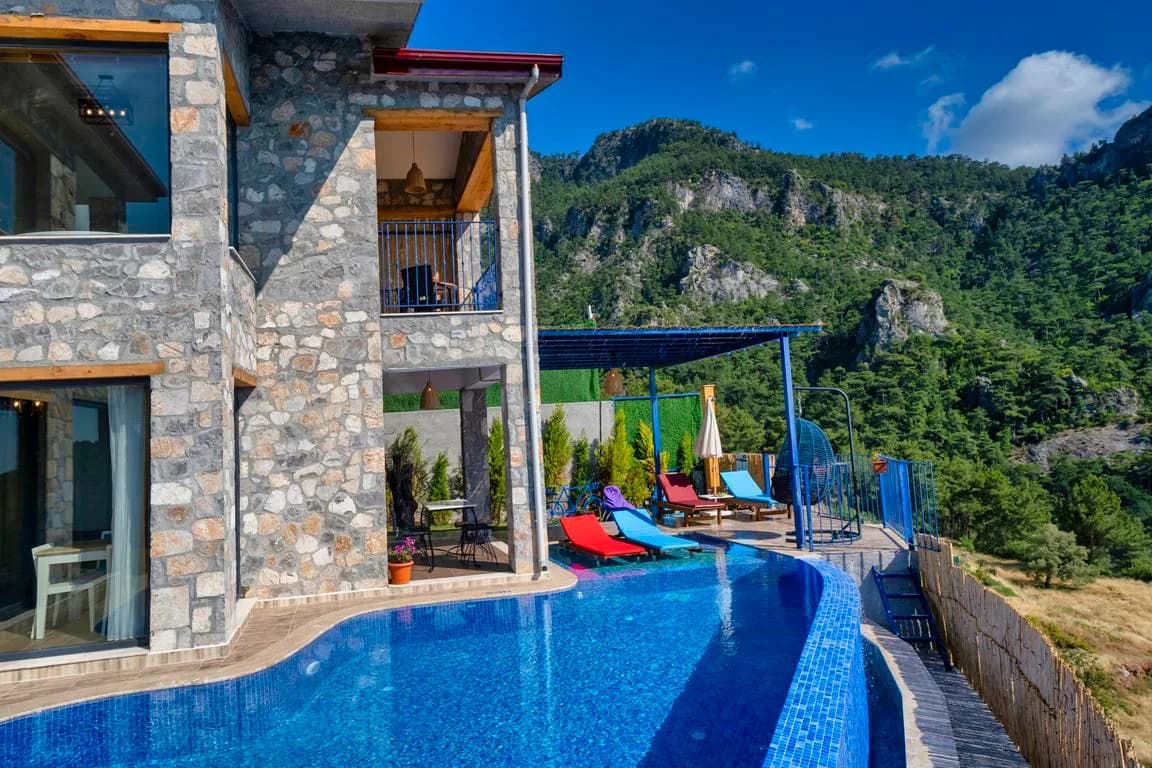 Fethiye Karaağaç'ta Deniz ve Doğa Manzaralı, Özel Havuzlu, Lüks Villa görsel 2