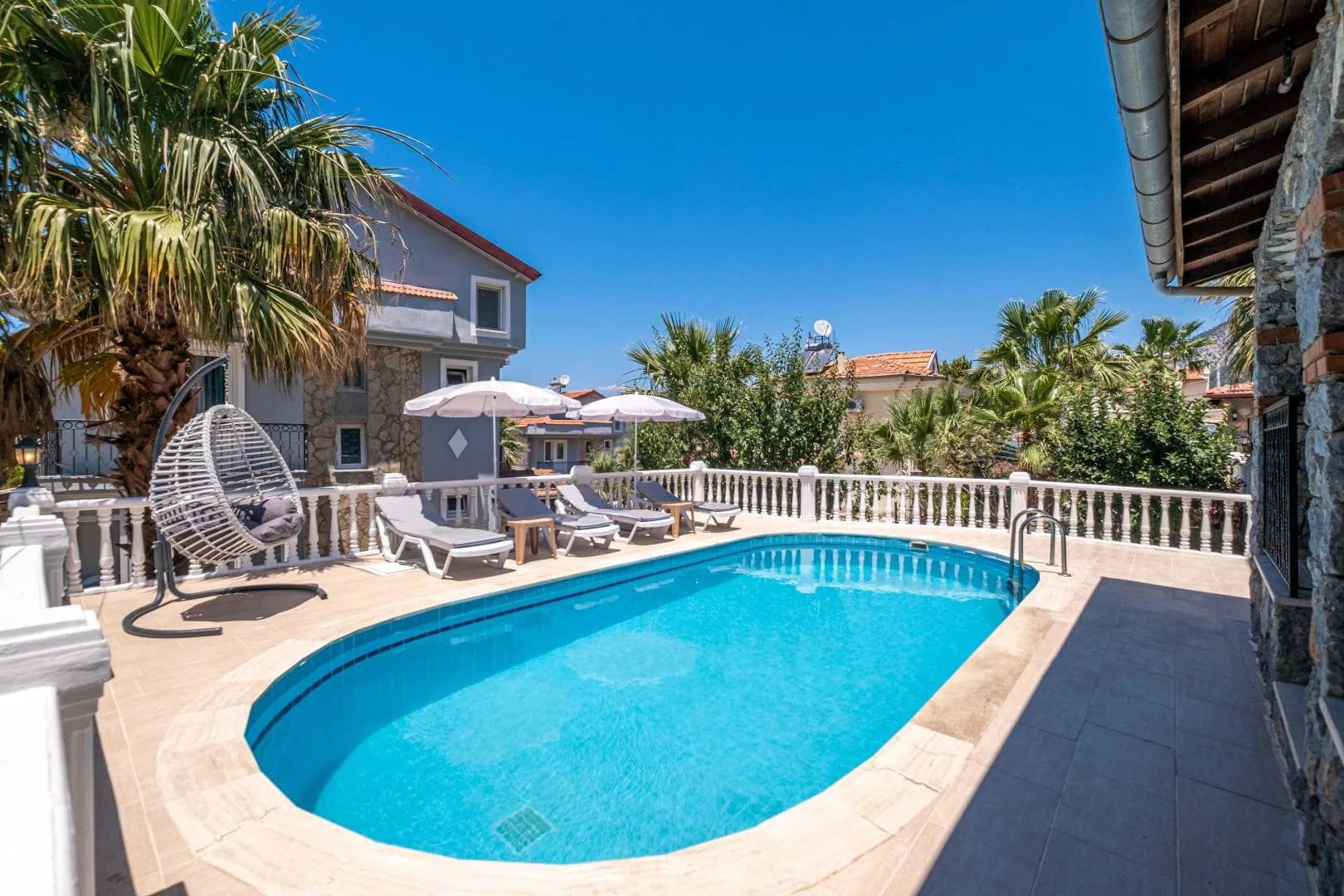 Fethiye Ölüdeniz’de Doğanın Tam Ortasında, Özel Havuzlu, Lüks Villa görsel 3