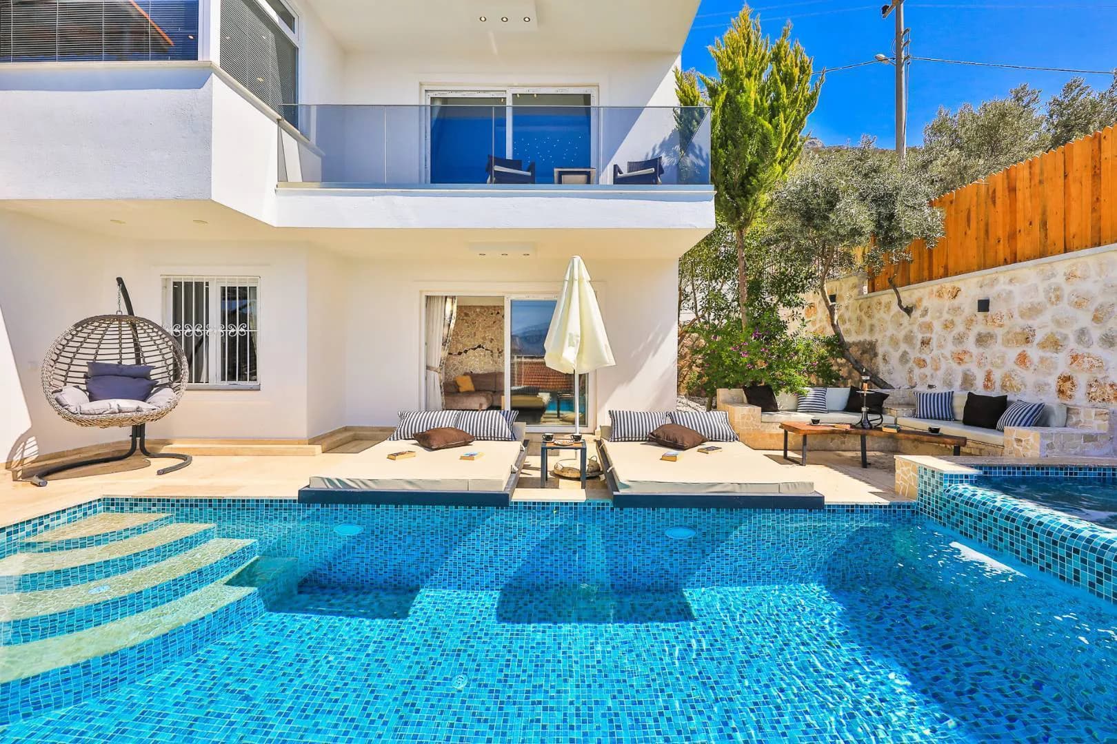 Kaş Kalkan'da Aile Gruplarına Uygun, Özel Havuzlu, Modern Villa görsel 2