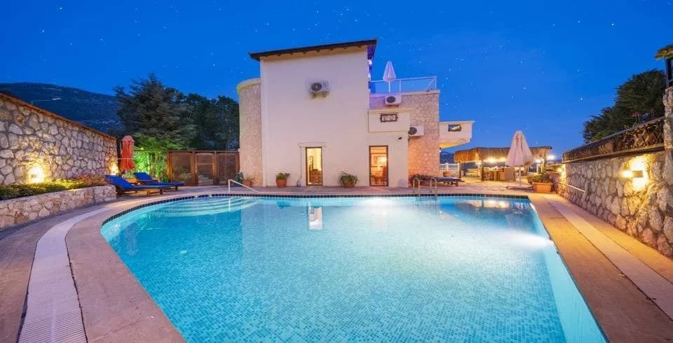 Kaş Kalkan'da Sonsuz Doğa Manzaralı, Özel Havuzlu, Estetik Villa görsel 3