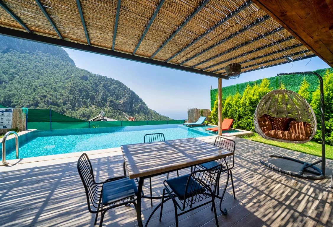 Fethiye Faralya'da Deniz ve Doğa Manzaralı, Özel Havuzlu, 2+1 Villa görsel 2