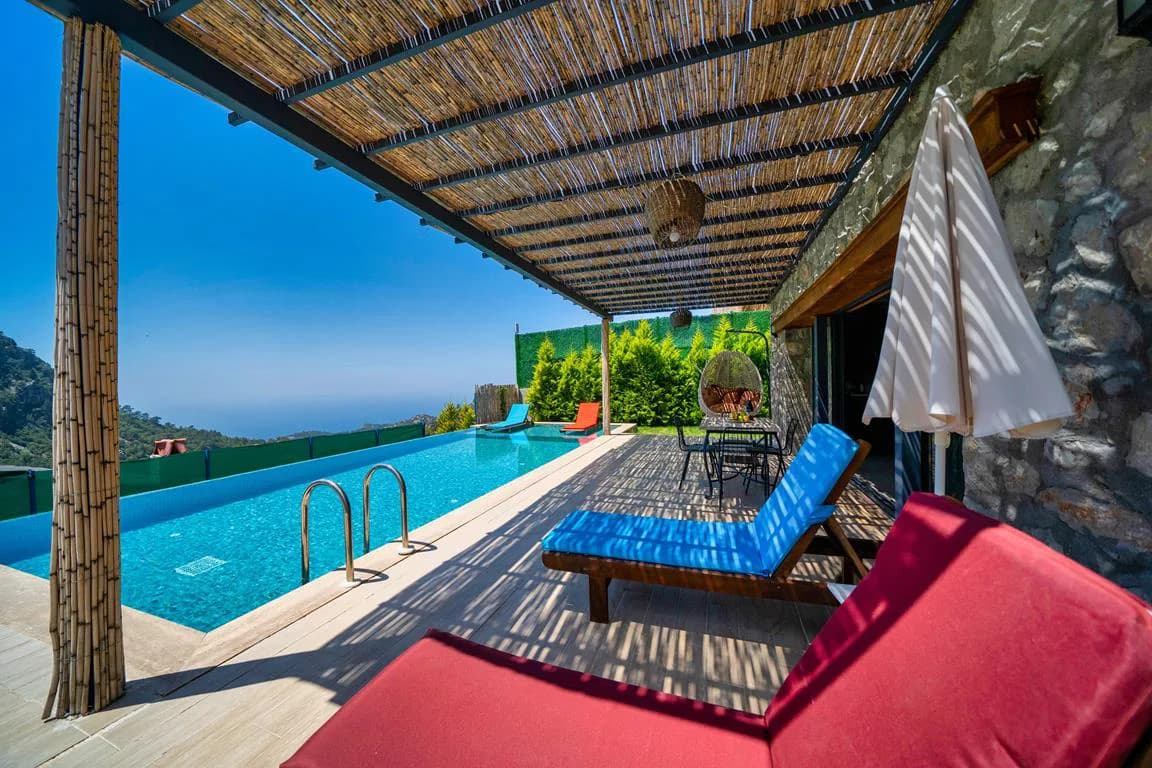 Fethiye Faralya'da Deniz ve Doğa Manzaralı, Özel Havuzlu, 2+1 Villa görsel 3