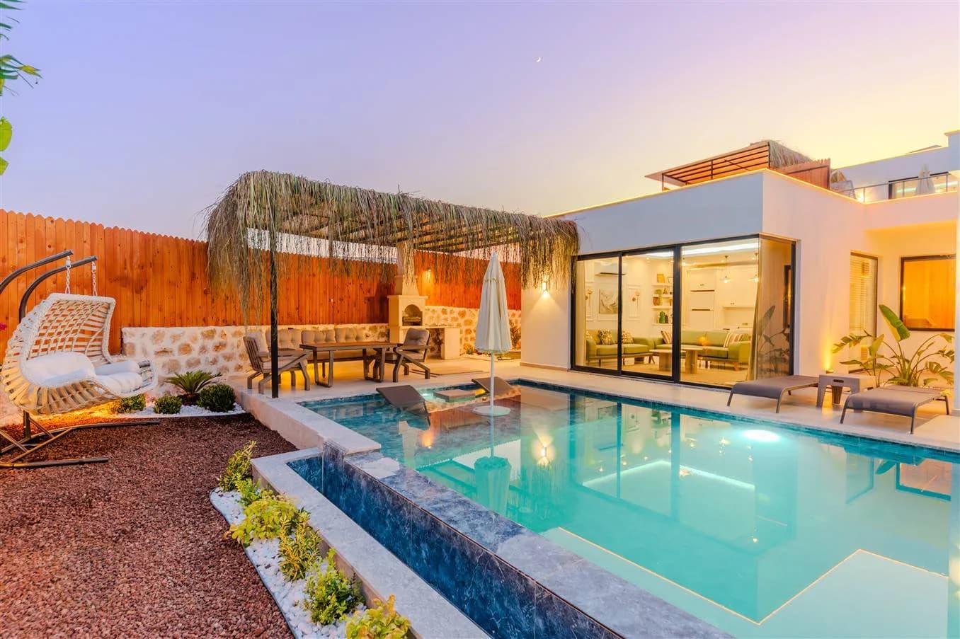 Kaş Çavdır'da Doğada, Özel Havuzlu, Jakuzili, Saunalı, Hamamlı Villa görsel 1