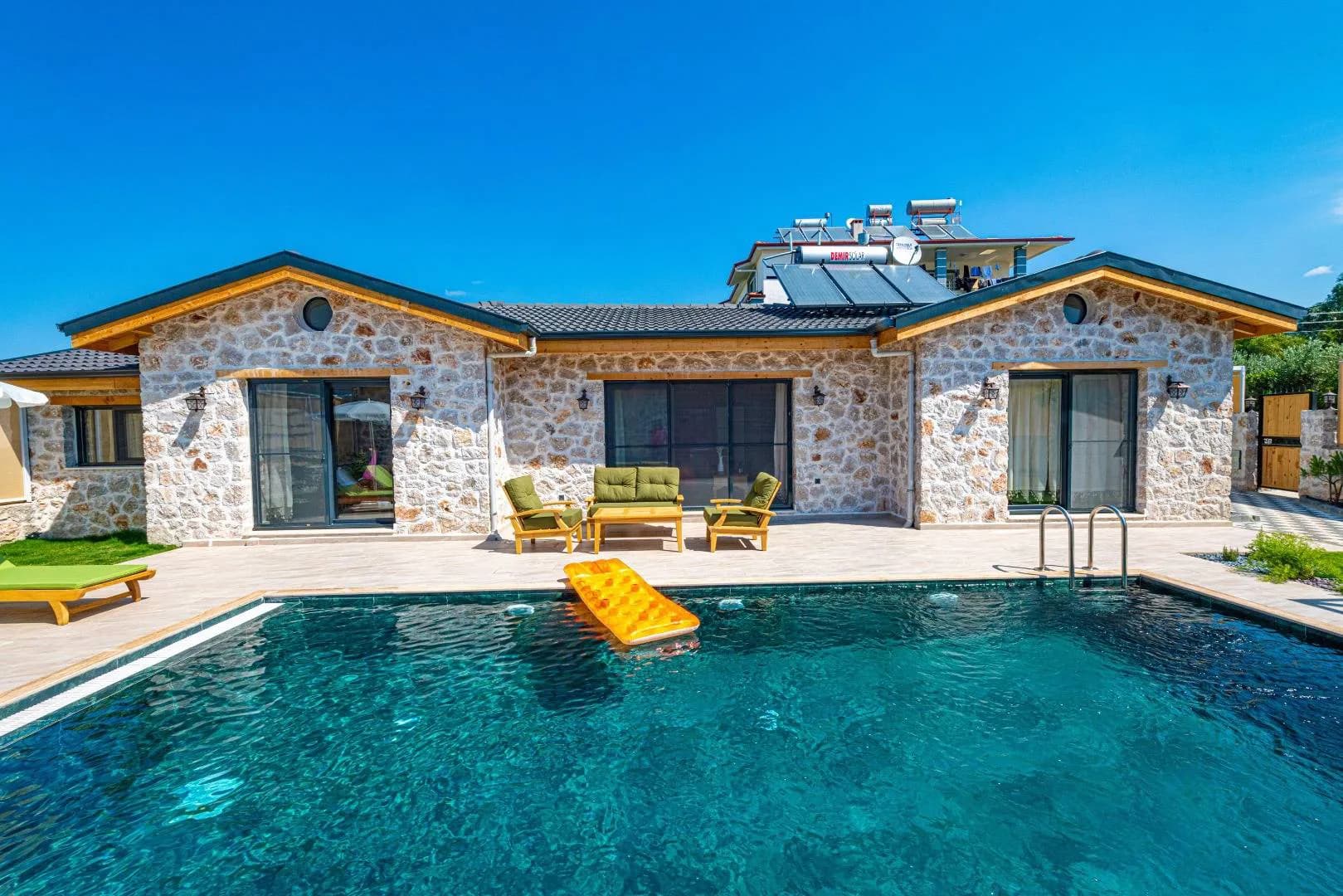 Fethiye Eldirek'te Taş Mimarili, Özel Havuzlu, 4 Kişilik Villa görsel 1