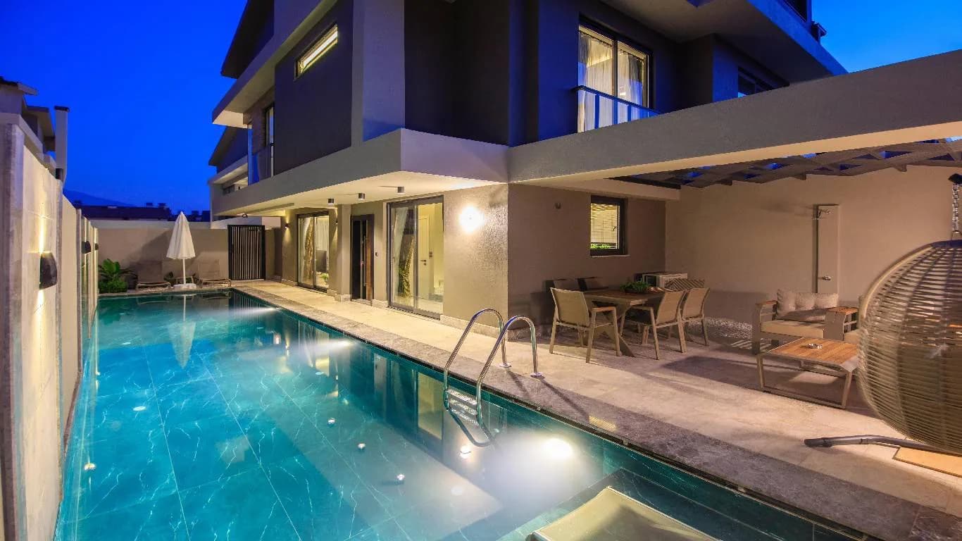 Fethiye Akarca'da Geniş Ailelere Uygun, Özel Havuzlu, Modern Villa görsel 1