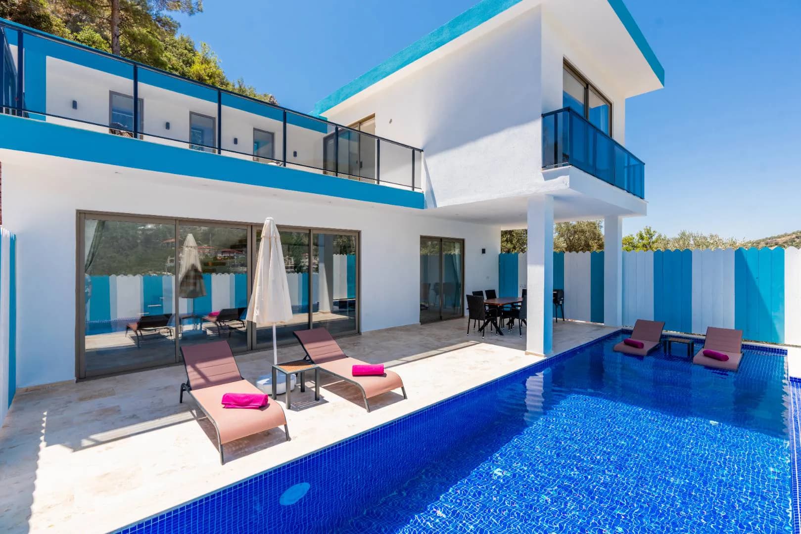 Kaş İslamlar’da Doğayla İç İçe, Jakuzili, Özel Havuzlu, Kiralık Villa görsel 1