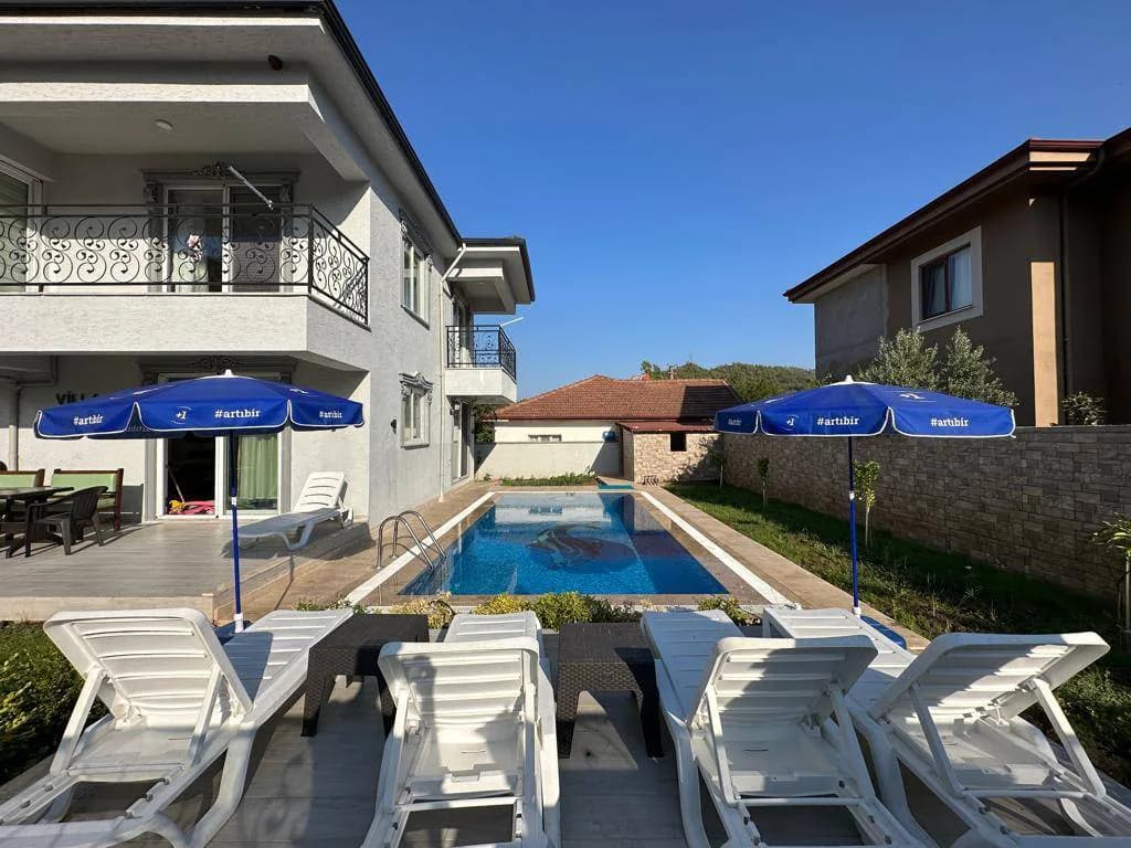 Marmaris Hisarönü'nde Merkezi Konumda, Özel Havuzlu, Kiralık Villa görsel 1