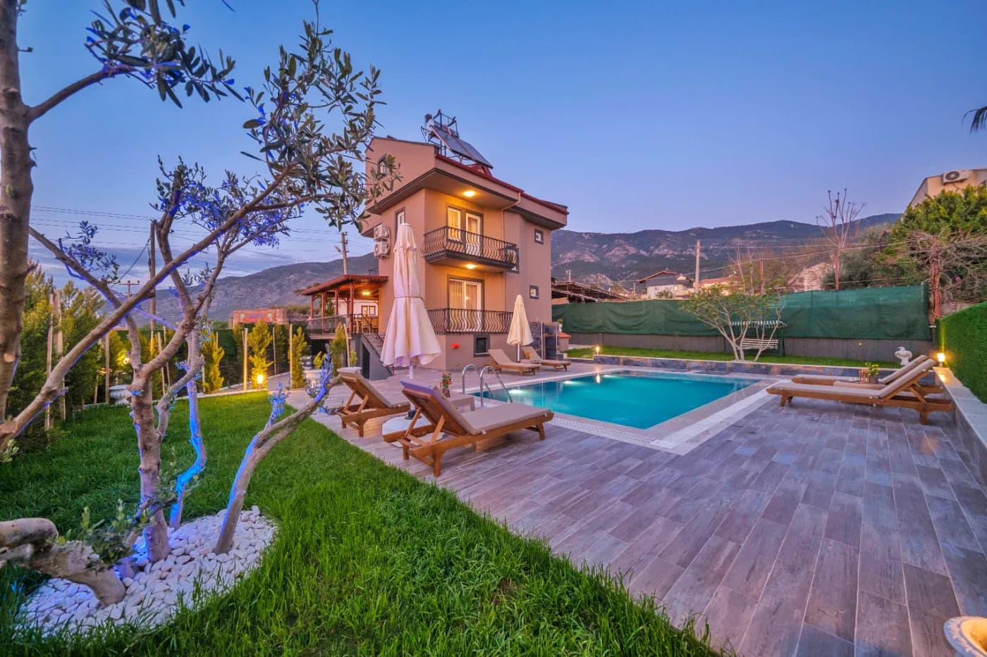 Fethiye Ölüdeniz'de Nezih Konumda, Özel Havuzlu, Kiralık Villa görsel 1