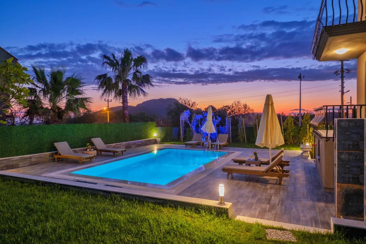 Fethiye Ölüdeniz'de Nezih Konumda, Özel Havuzlu, Kiralık Villa görsel 2