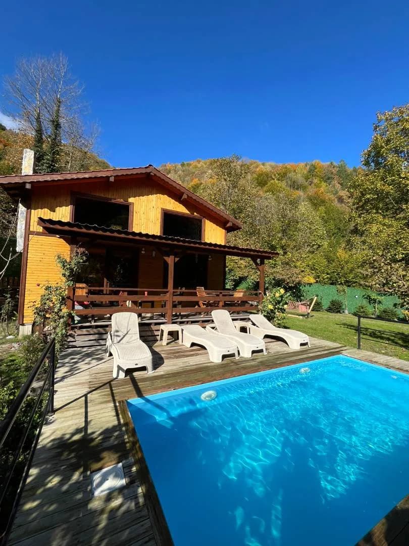 Memnuniye'de Muhteşem Doğa İçerisinde, Isıtmalı Havuzlu, Kiralık Bungalov görsel 3